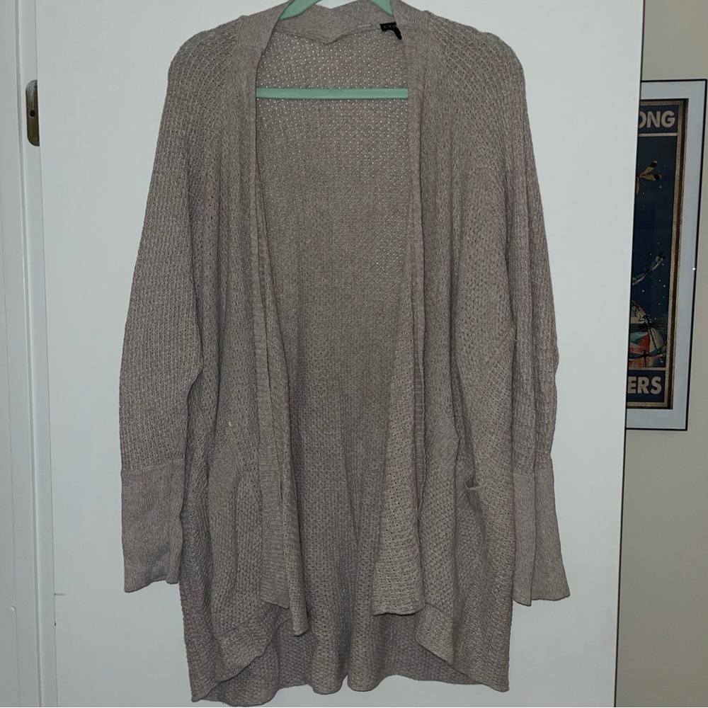 Women’s Express Knit Long Sleeve Cozy Cardigan Pockets Asymmetrical Beige Size M